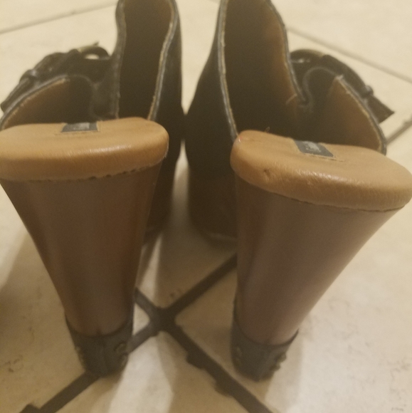 Calvin Klein clogs - Picture 2 of 3